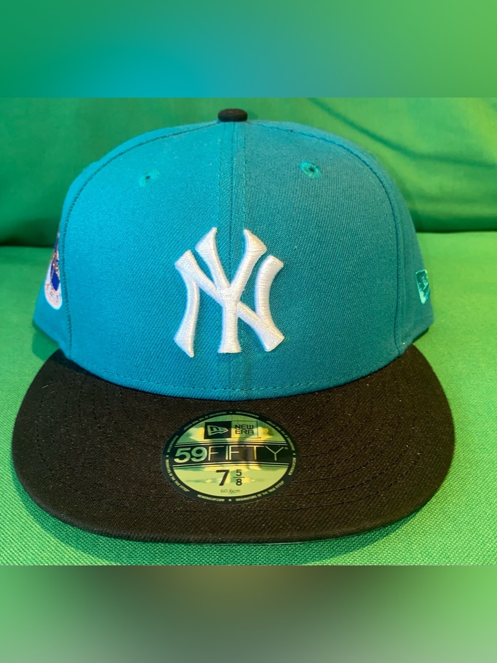 New Era Yankee Teal and Black Two-Tone Fitted Hat